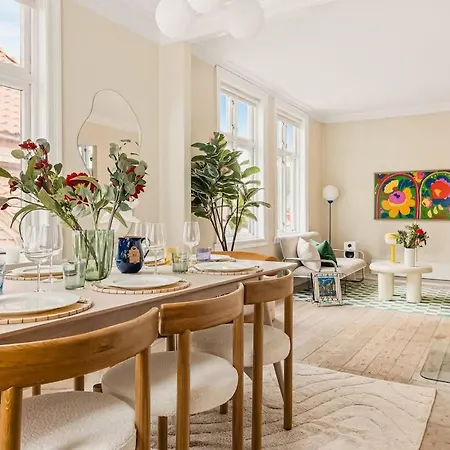 Сasa de vacaciones Dinbnb Homes I The 1880 Authentic Dream I 500m From Bryggen Bergen