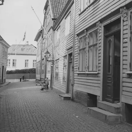 Dinbnb Homes I The 1880 Authentic Dream I 500m From Bryggen * 卑爾根
