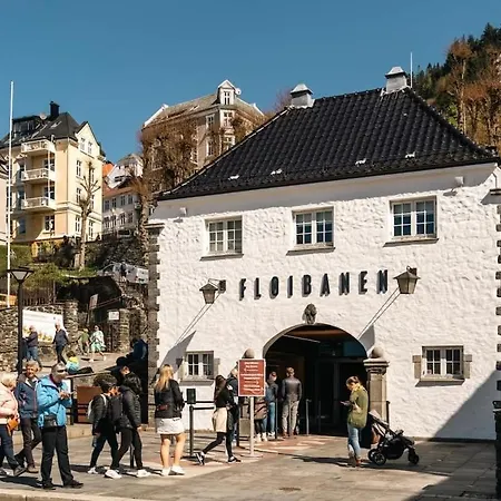 Dinbnb Homes I The 1880 Authentic Dream I 500m From Bryggen 度假居 卑爾根