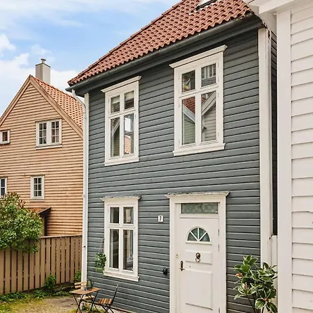 Dinbnb Homes I The 1880 Authentic Dream I 500m From Bryggen 卑爾根
