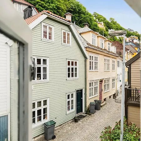 度假居 Dinbnb Homes I The 1880 Authentic Dream I 500m From Bryggen 卑爾根
